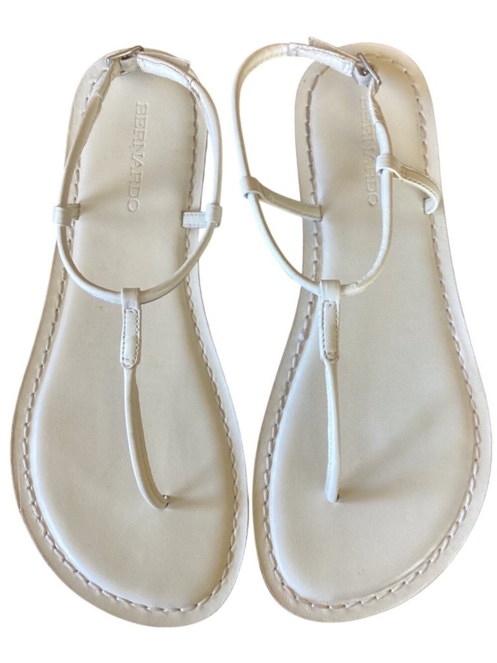 Bernardo Hercu Thong Sandal White Antique Calf Size 9M New With Box